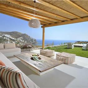 4 Bedroom Villa with Infinity Pool near Elia Beach on Mykonos, Sleeps 8